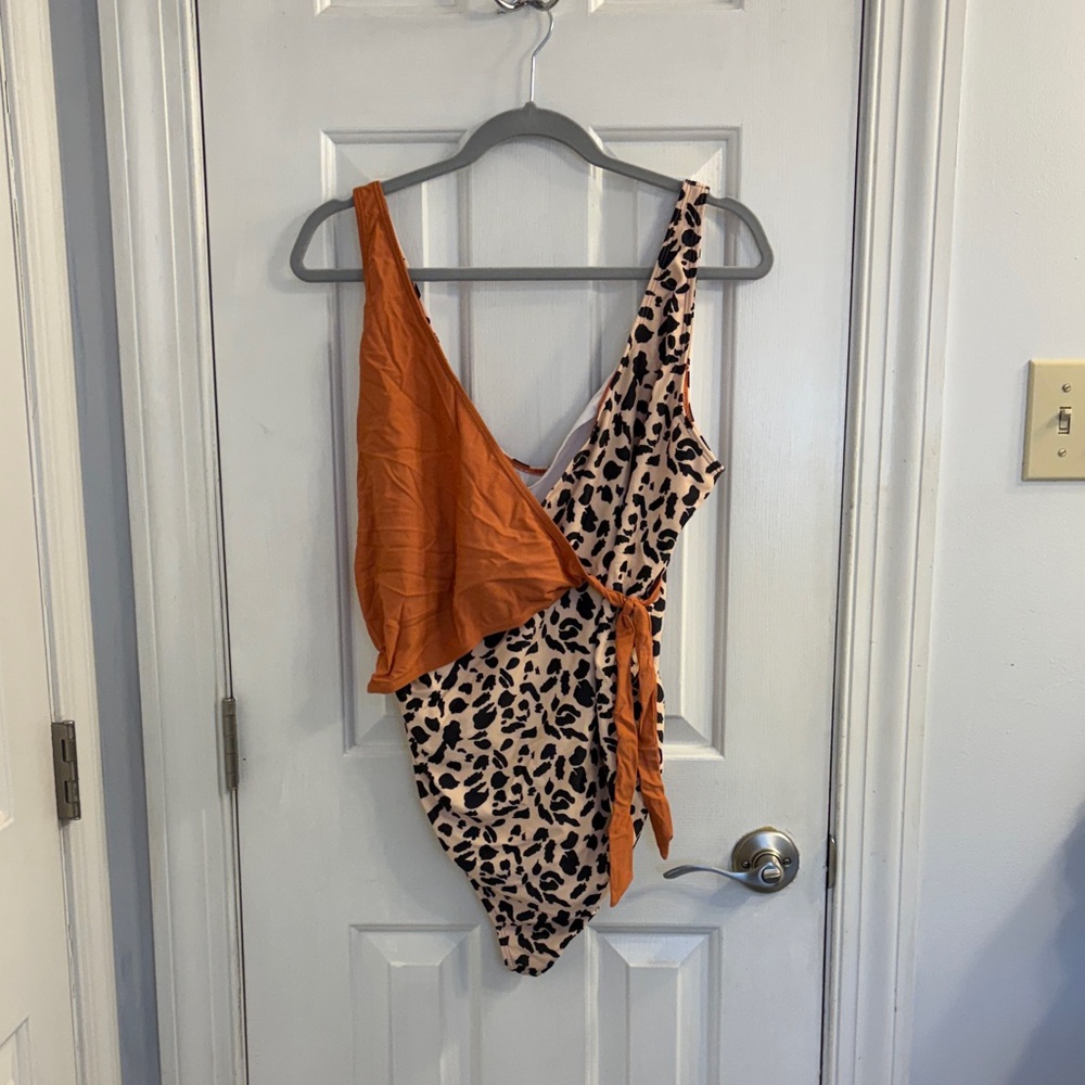 Leopard Print One-Shoulder Swim One Piece - Maternity